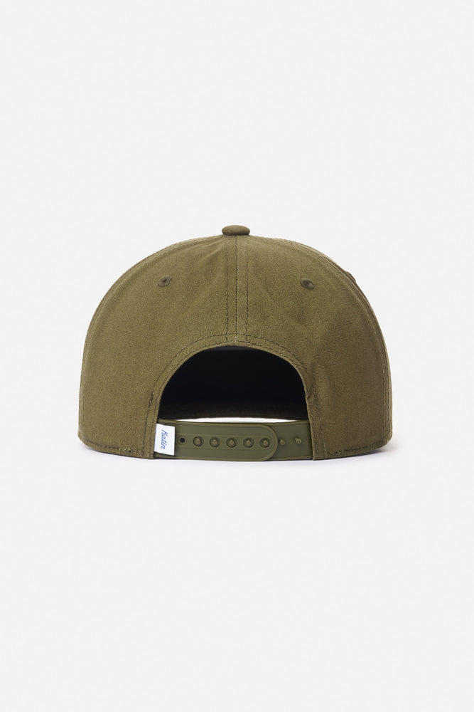 
                  
                    Gorra Solar Canvas - Olive
                  
                